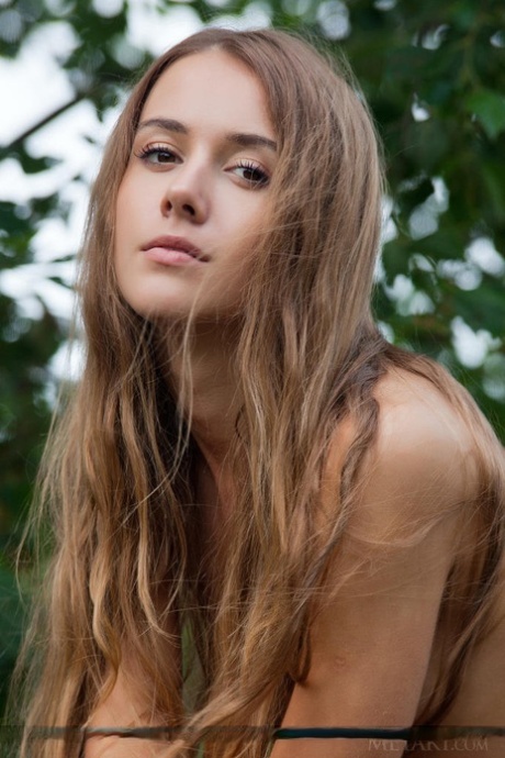 Lina Diamond free actress pics