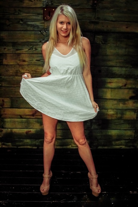 Abbi Roads star beautiful pics