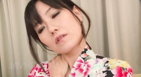 Manami Komukai pornographic star pictures