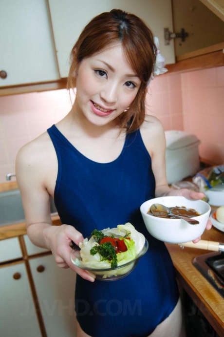 Yuu Mahiru pornstar galleries