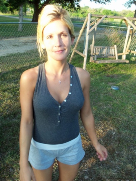 rubia amateur adulto de alta calidad fotos