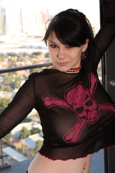 Jennique Adams best star pictures