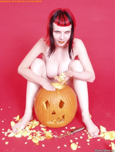 Szandora model sex photos