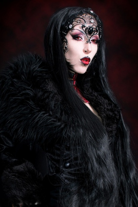 Razor Candi porn model pic