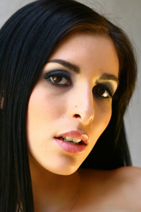 Tristan Kingsley pretty pornstar pics