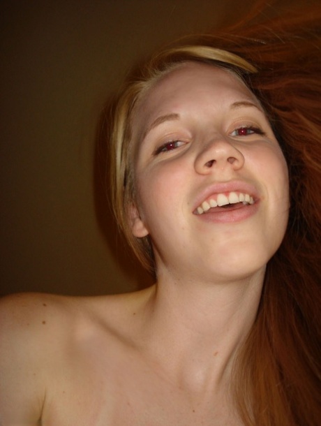Taylor True nude model image