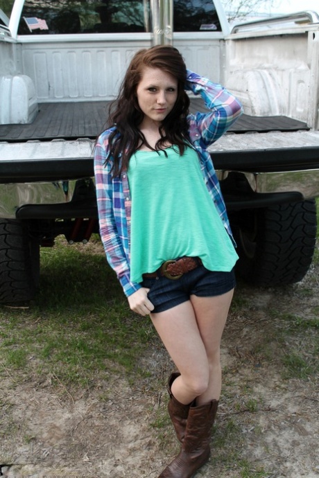 Freckles 18 model adult photos