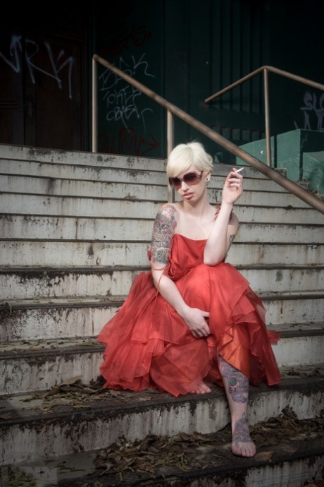 Lynn Pops xxx model pic