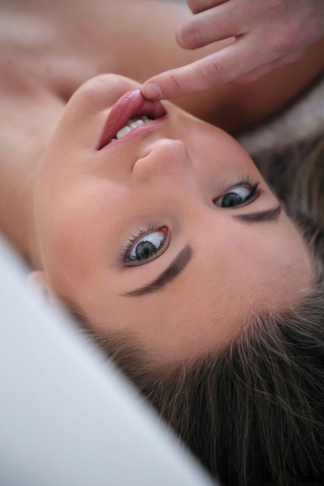 Solveig pornstar top image