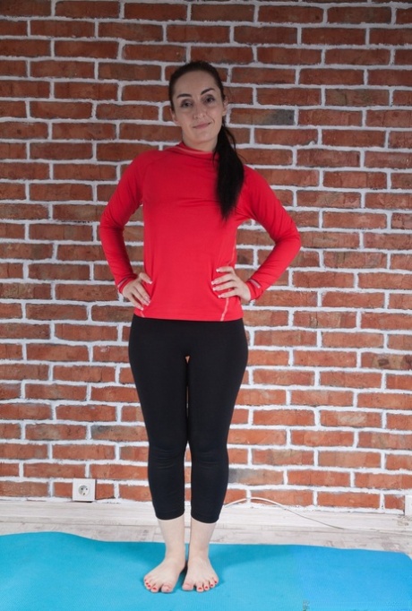 Di Devi pornstar top image