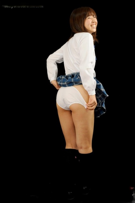 japansk under nederdelen erotisk porno pic
