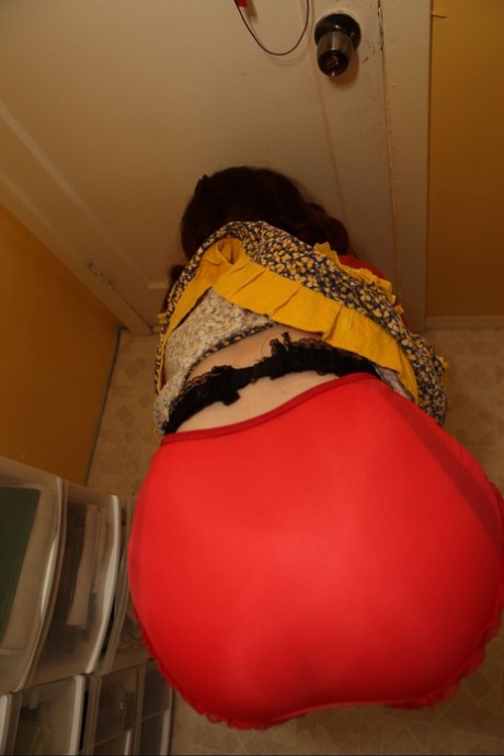 Dirty Angie star top pics