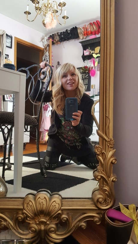 selfie milfke vruće seksi fotografija