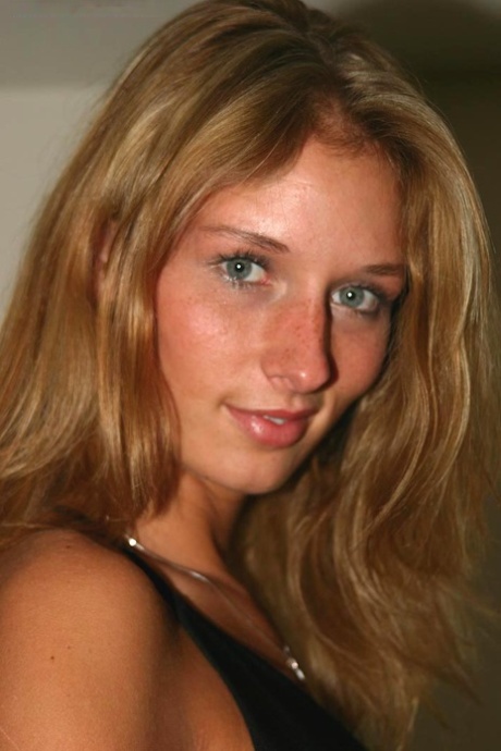 milf naturale sesso superiore foto
