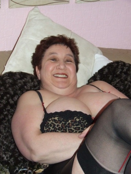 Kinky Carol erotic actress photos