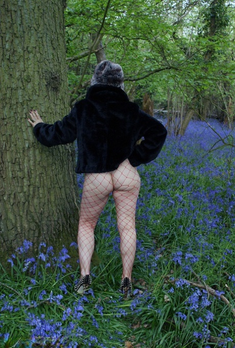 big ass granny free images