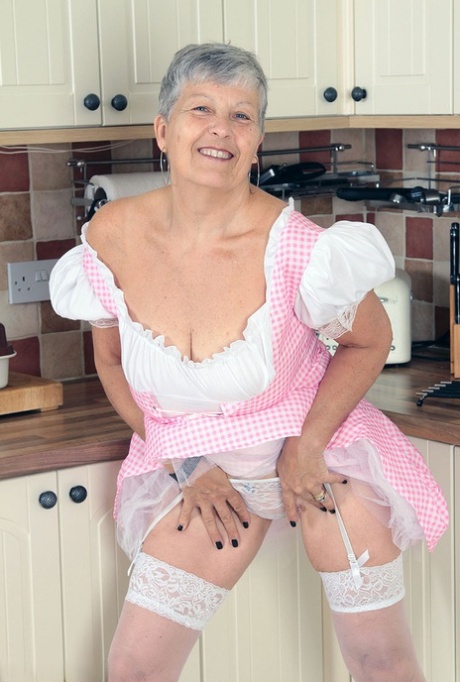mormor kortkort erotiskt sex arkiv
