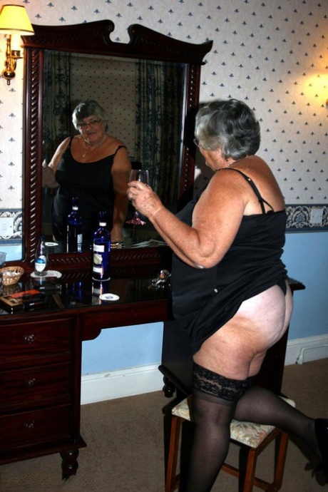 Grandma Libby high quality actress photos