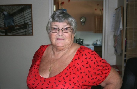 bedstemor bbc top nøgen billeder