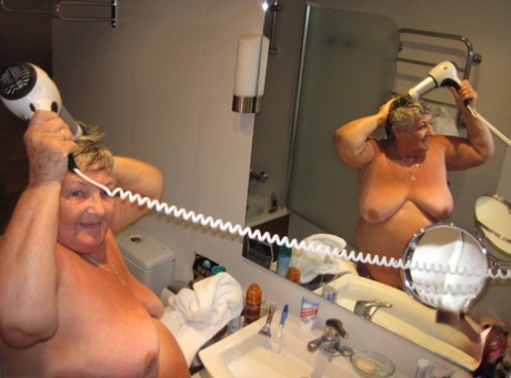 סבתא bbw חם ארכיון