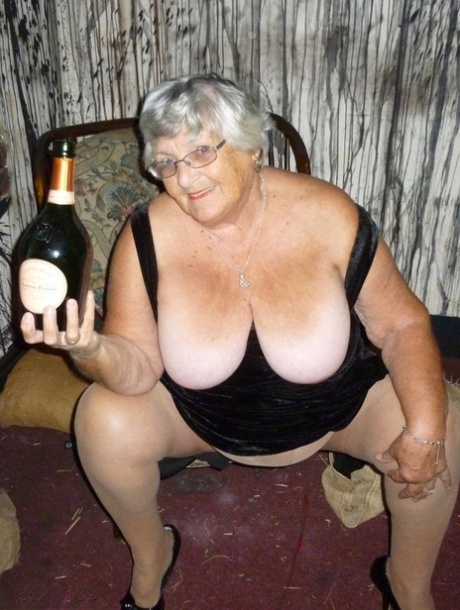 ssbbw granny hot xxx archive