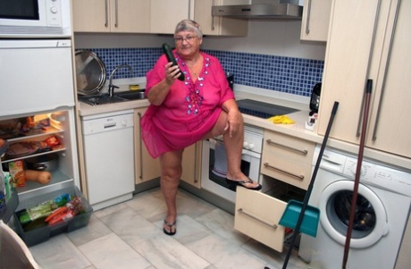 ssbbw granny hd galleries