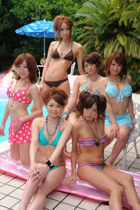 asiatische Rothaarige schöne nackt bilder