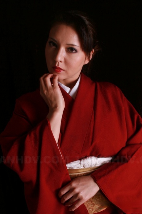 Yuki Tsukamoto hot model photo