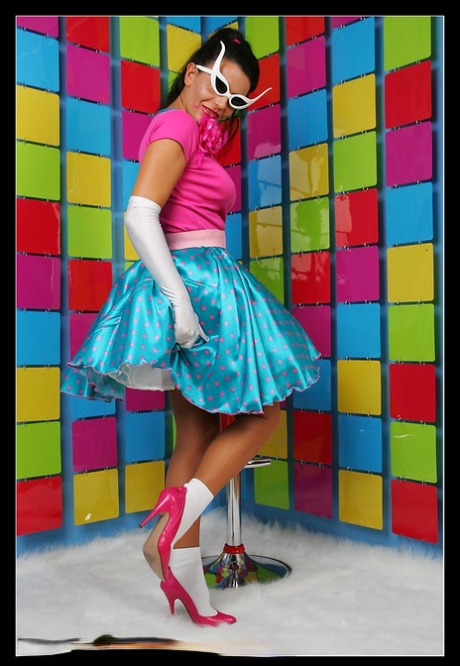 Model Eve pornstar adult picture