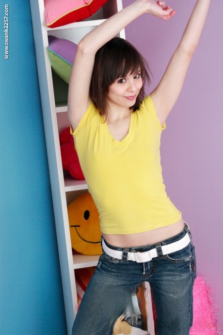 Ariel Rebel hot pornstar photos