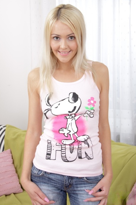 cute blonde teen art naked img