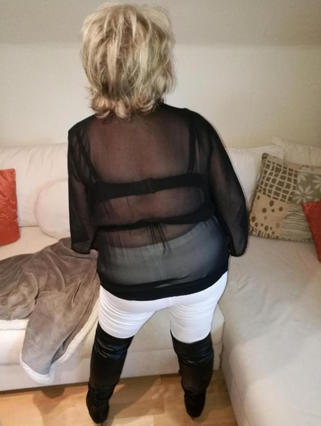 gay výstřiky dokonalá erotika galerie