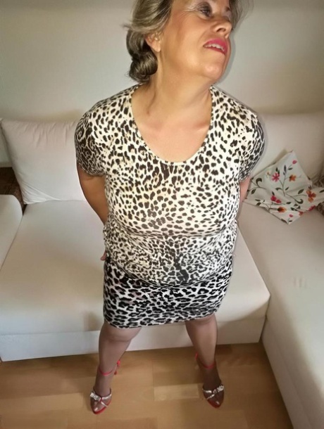 tacones altos de abuelita bastante perfecto fotos