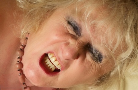 granny face beautiful nude archive