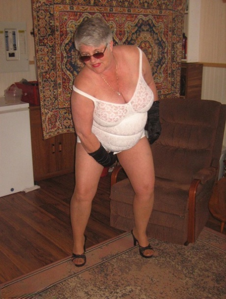 bakine najlonke seksi xxx slike