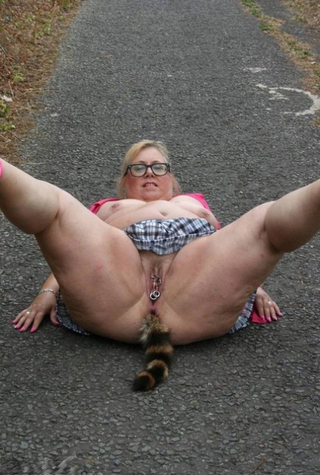 bbw zunaj lepa arhiv