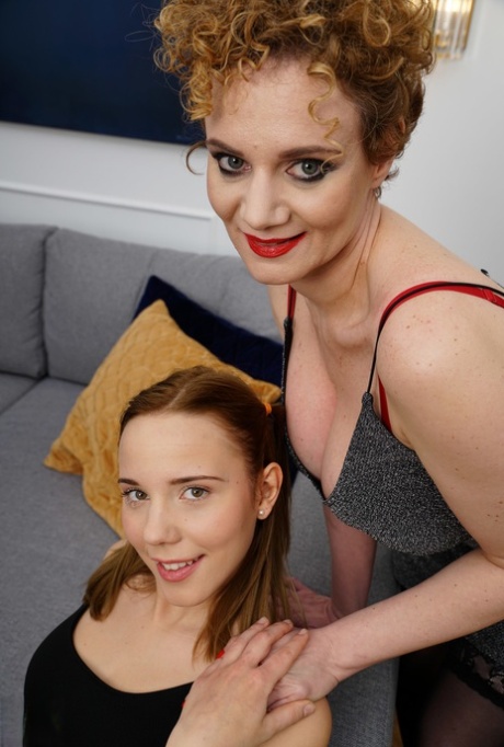 Poppy Pleasure adult actress images