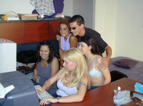 amateur swingers hot naked pics