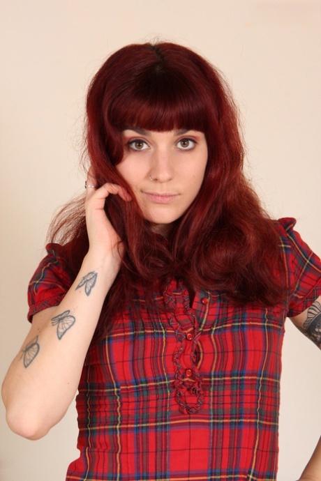 Lauretta Suicide sexy star picture