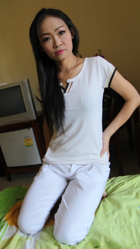 asian milf beautiful porn pictures