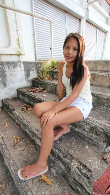 Shiela Cruiz pornstar pretty img