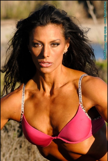 Deidre Pagnanelli high quality model photos