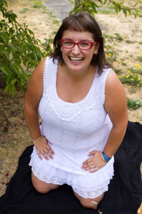 bbw glasses beautiful porn gallery