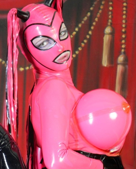 big tits cosplay pornographic photos