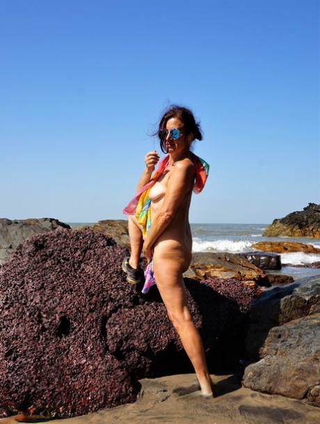 pantai dewasa xxx img