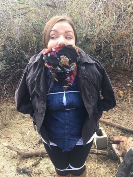 vezivanje krupnih žena lijepa gola fotografija