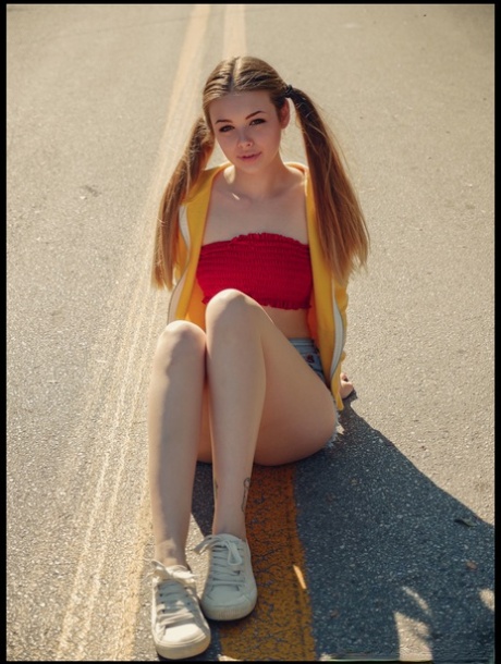 Lana Lea xxx star image