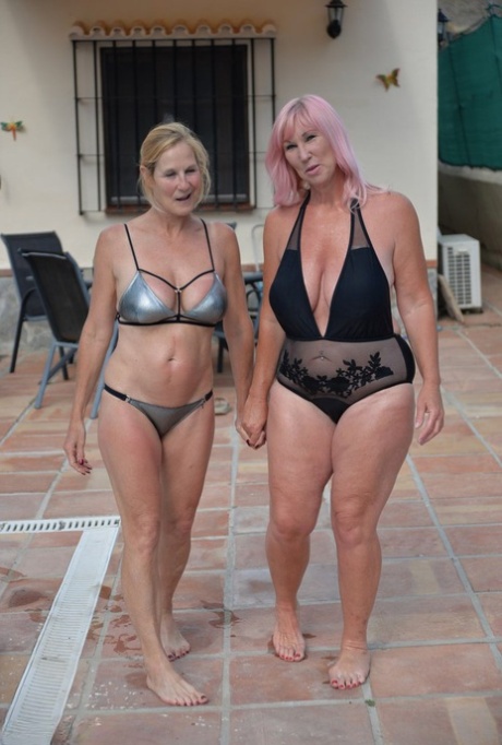 british mature sexy nude photos