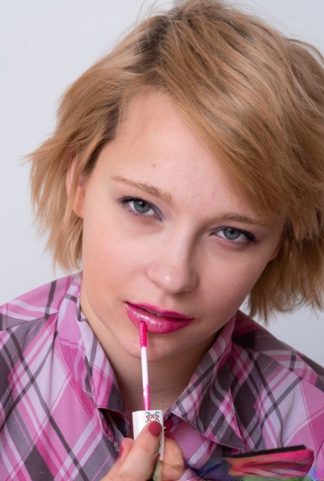 lalka seksualna piękna seksowna zdjęcie