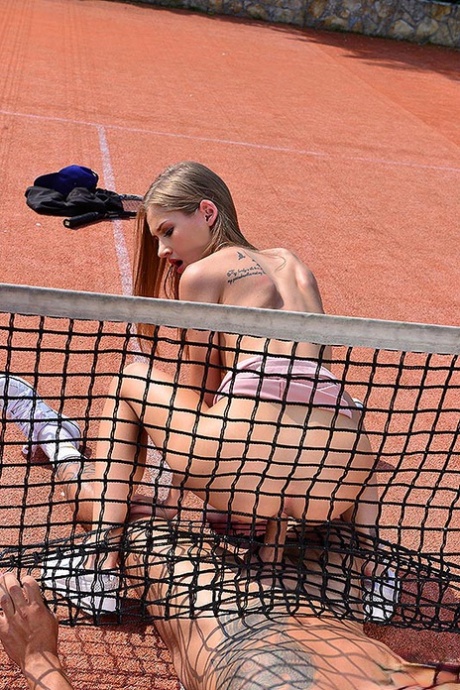 tenis seks panas gambar